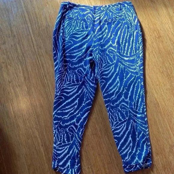 Lilly Pulitzer women’s pants - size 4 - blue/white - pockets - folded hem - Picture 6 of 8